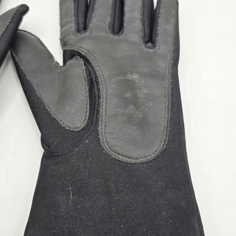 Vtg womens BLACK‎ WINTER GLOVES one size fits most Thinsulate